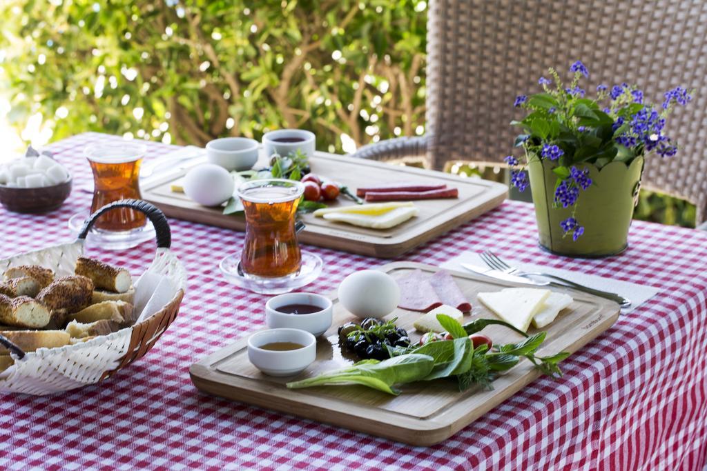 Istanbul Hotel Bodrum Türkbükü Exteriör bild