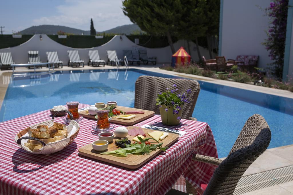 Istanbul Hotel Bodrum Türkbükü Exteriör bild