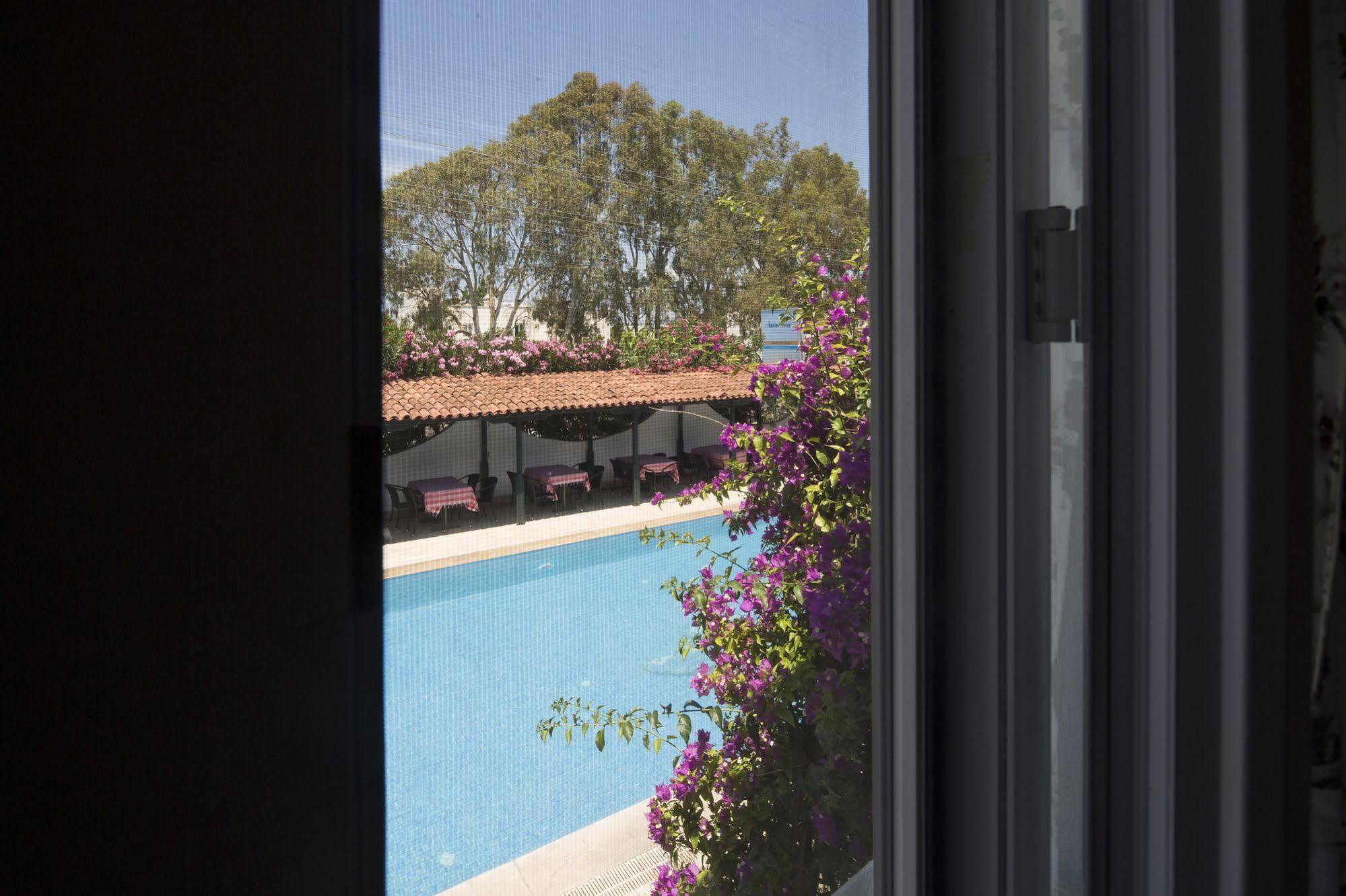 Istanbul Hotel Bodrum Türkbükü Exteriör bild